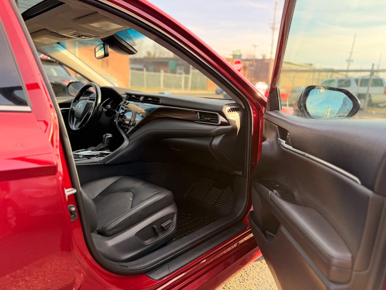 Toyota Camry XLE AWD 2020