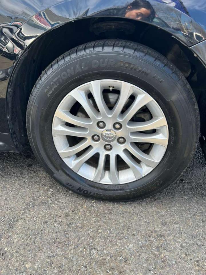 Toyota Sienna Limited Premium 7-Passenger 2017