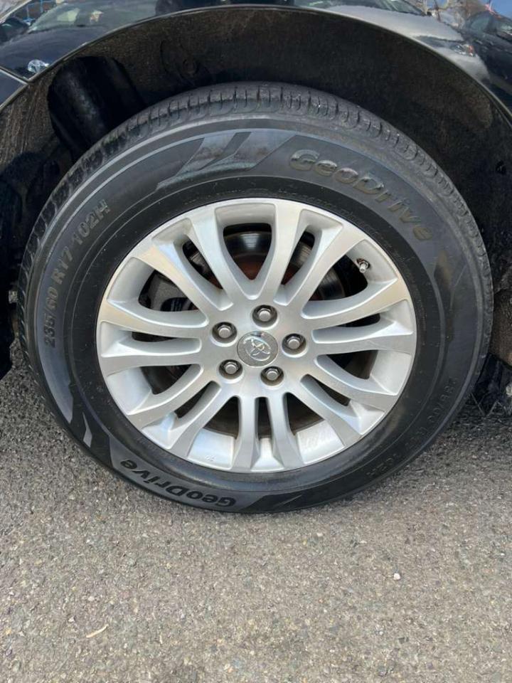 Toyota Sienna Limited Premium 7-Passenger 2017