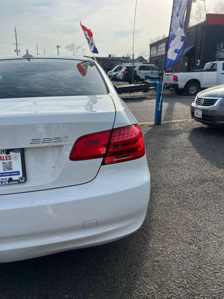 BMW 3-Series 328i xDrive Coupe 2013