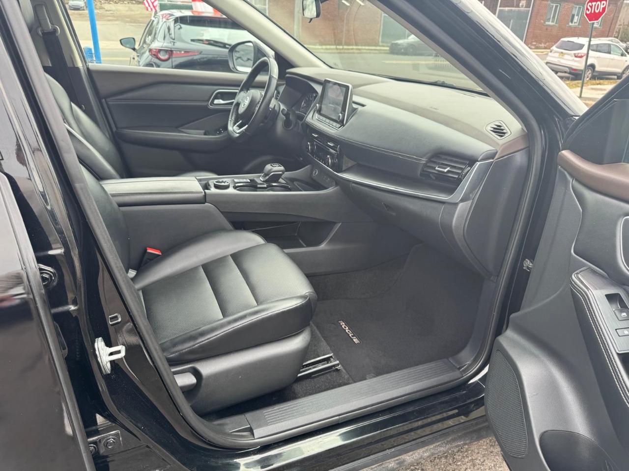 Nissan Rogue SV AWD 2021