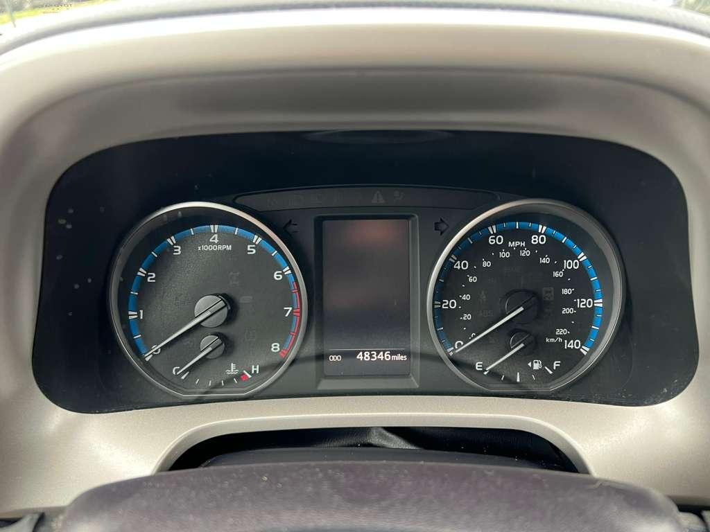 Toyota RAV4 LE AWD 2018