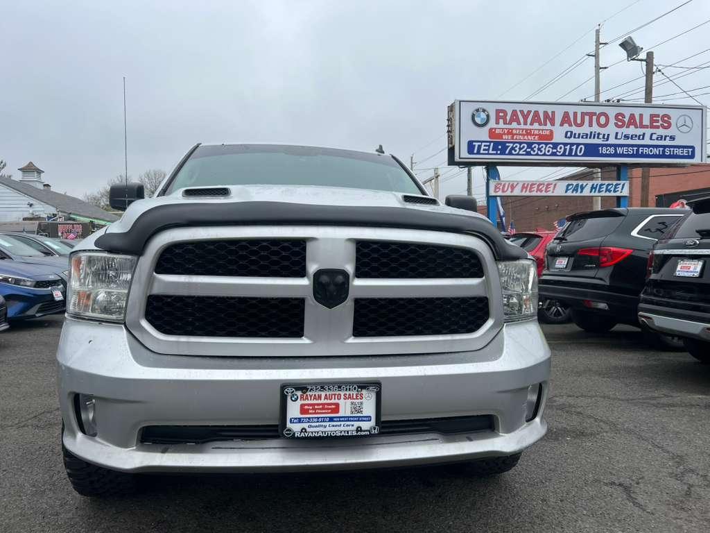 RAM 1500 Express 4x4 Crew Cab 5'7" Box 2014