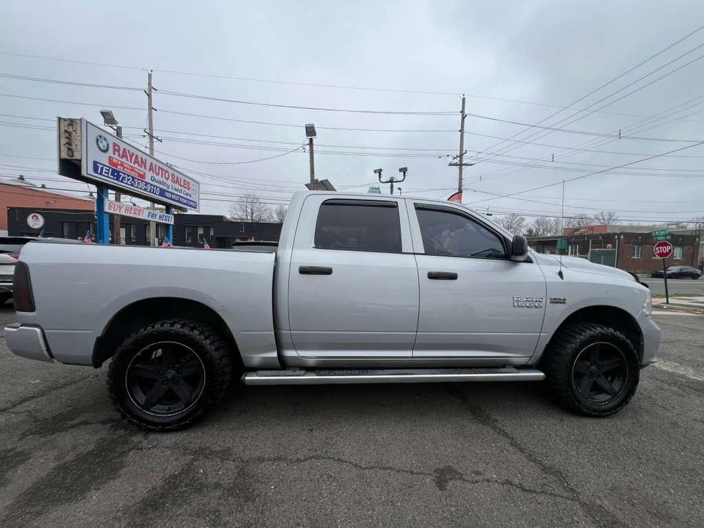 RAM 1500 Express 4x4 Crew Cab 5'7" Box 2014
