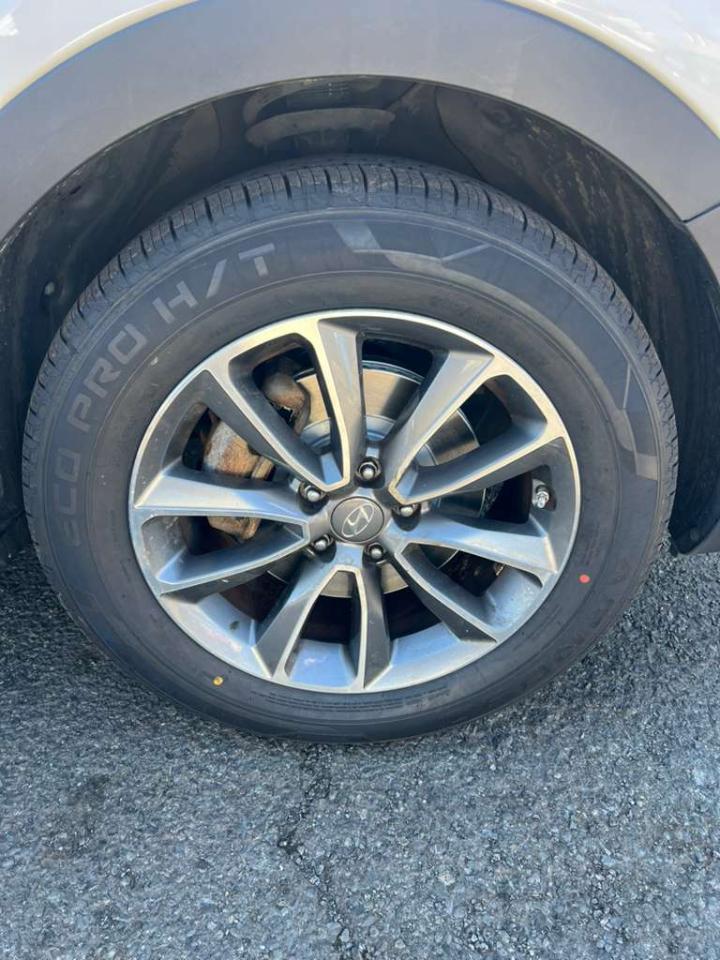 Hyundai Santa Fe SE AWD 2017