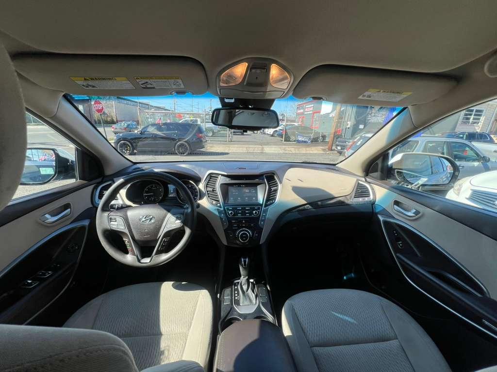 Hyundai Santa Fe SE AWD 2017