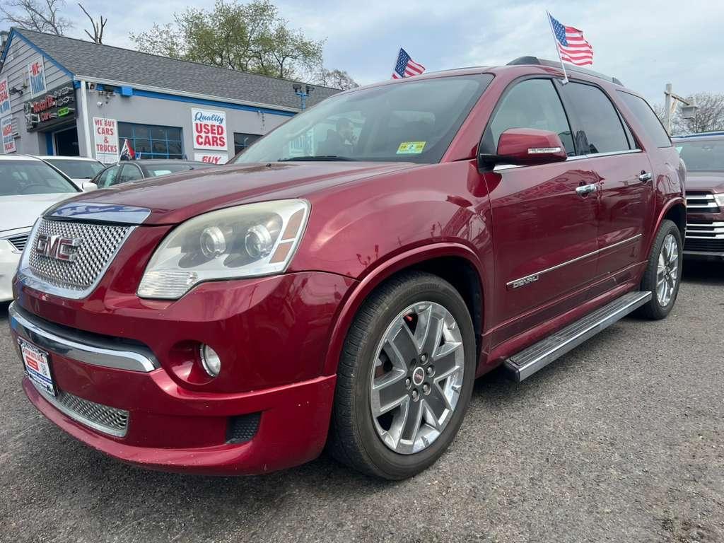 GMC Acadia Denali AWD 2011