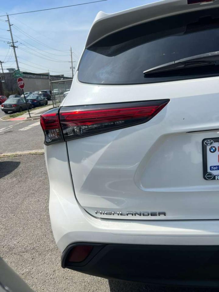 Toyota Highlander XLE AWD V6 2021