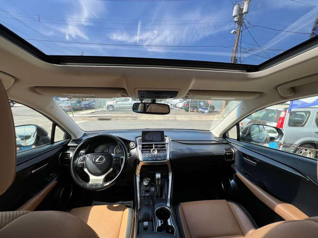 Lexus NX 200t AWD 2017