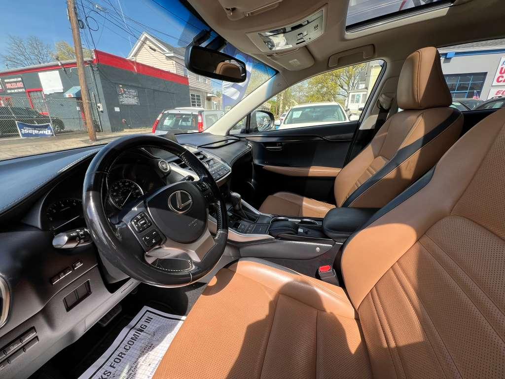 Lexus NX 200t AWD 2017