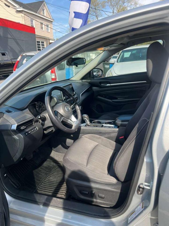 Nissan Altima 2.5 SV 2021