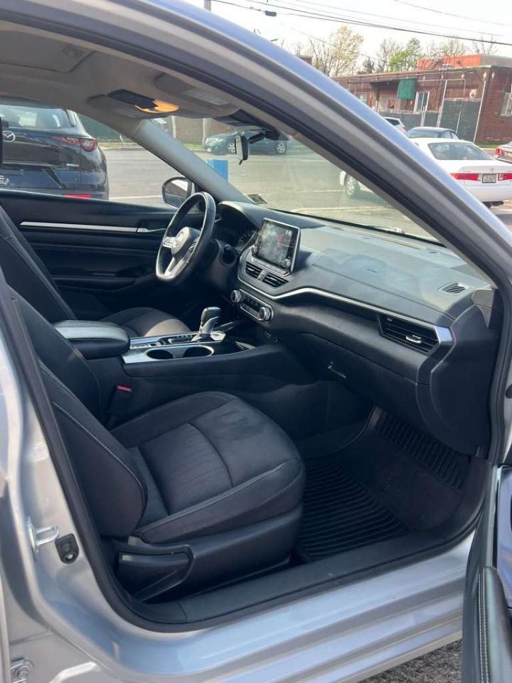 Nissan Altima 2.5 SV 2021