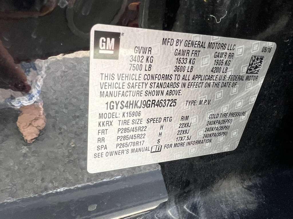 Cadillac Escalade ESV Luxury 4WD 2016