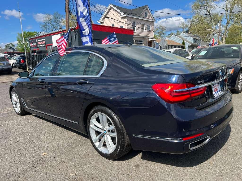 BMW 7-Series 750i xDrive 2016