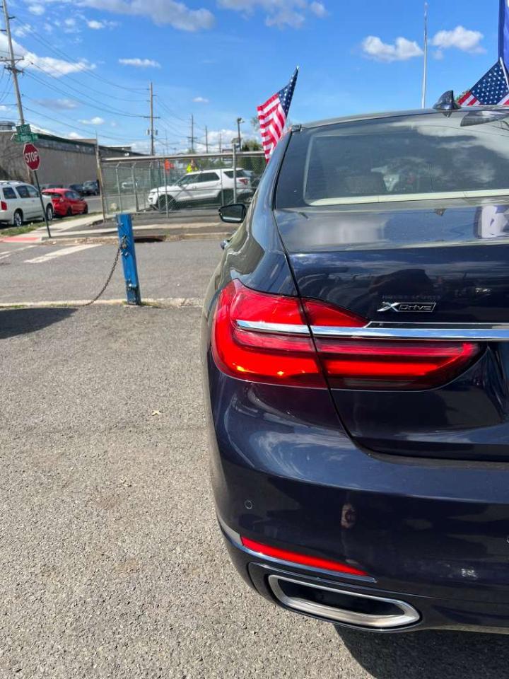 BMW 7-Series 750i xDrive 2016