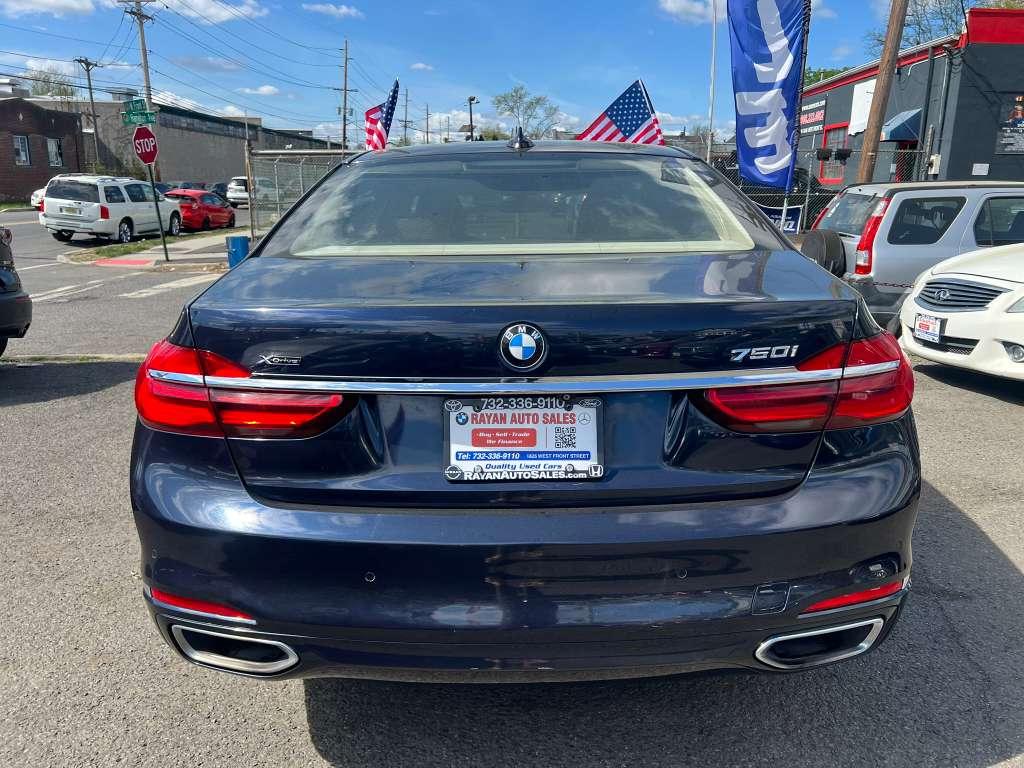 BMW 7-Series 750i xDrive 2016