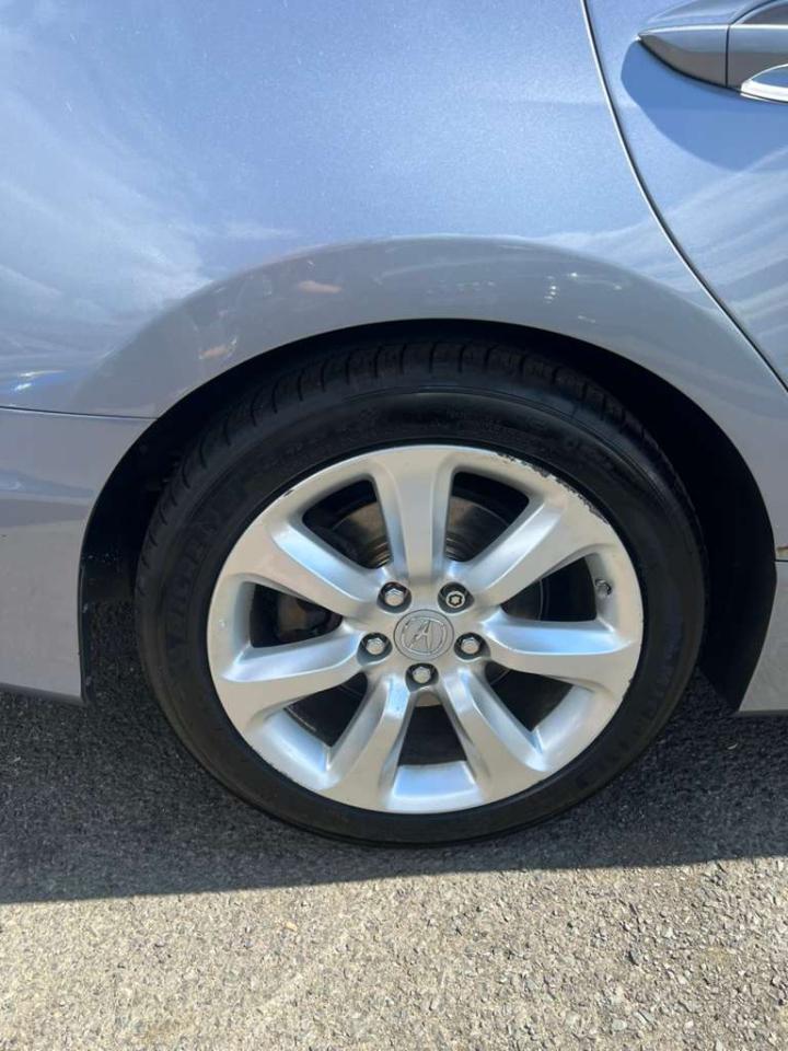 Acura RLX 6-Spd AT 2014