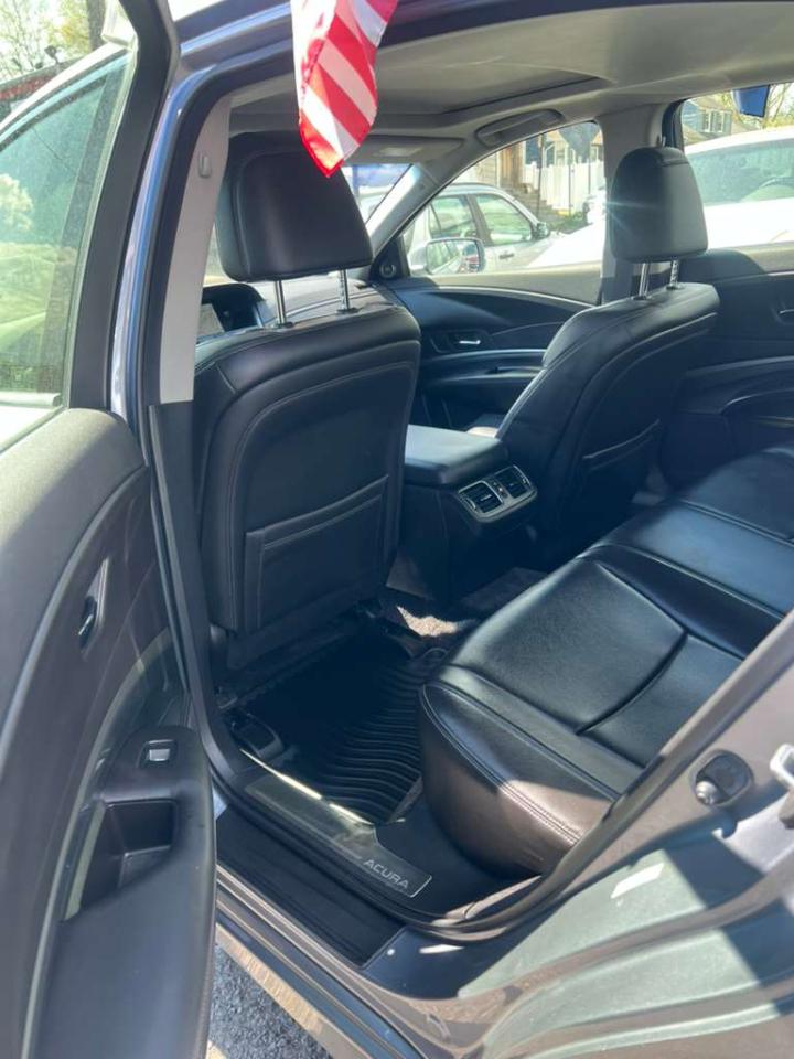 Acura RLX 6-Spd AT 2014