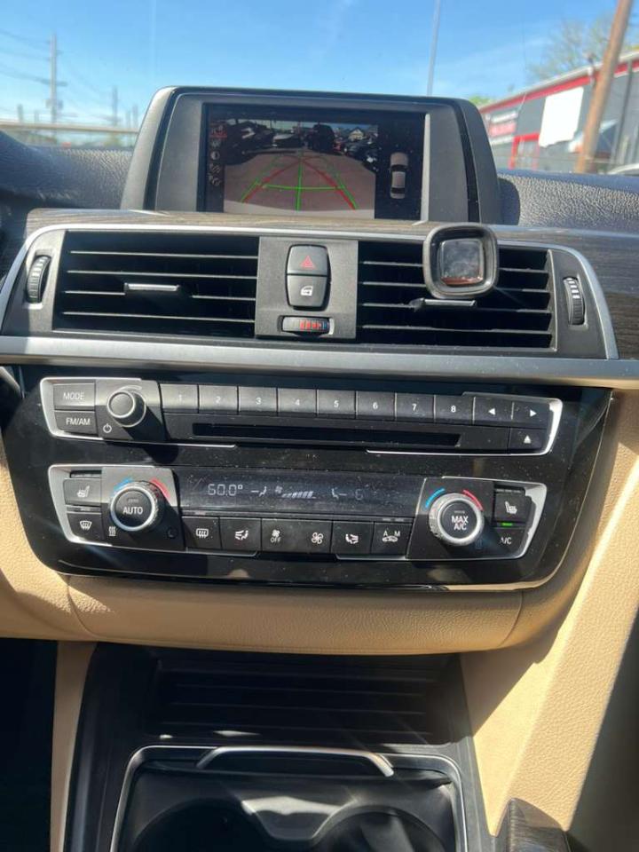 BMW 3-Series 330i SULEV Sedan 2017