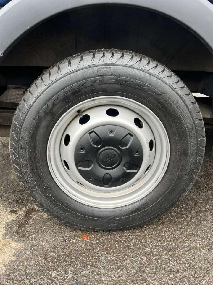 Ford Transit 350 Wagon Med. Roof XL w/Sliding Pass. 148-in. WB 2016