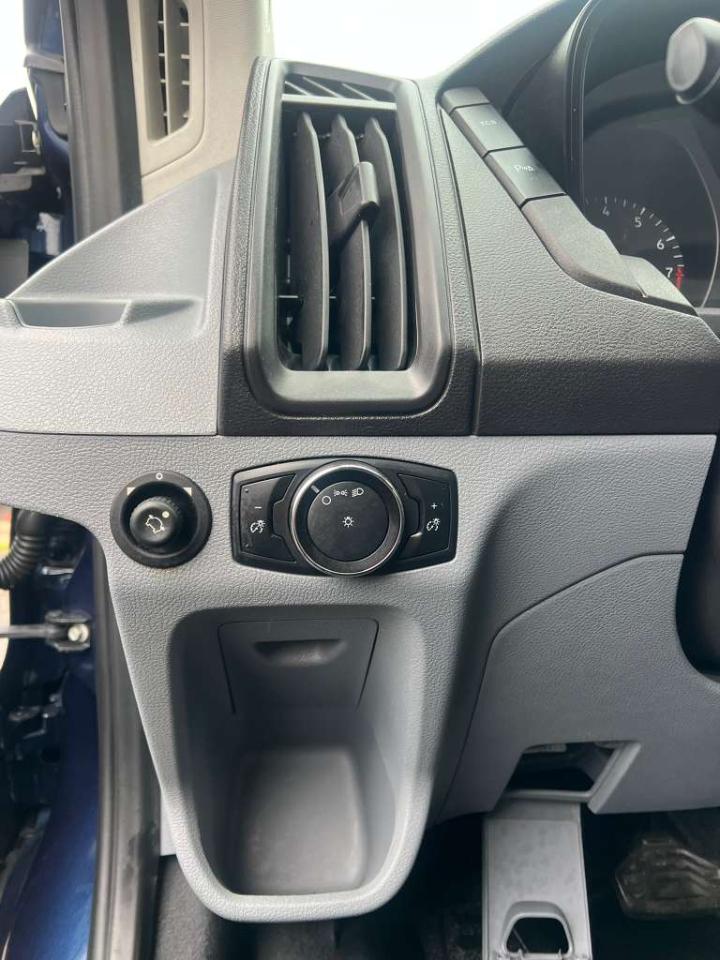 Ford Transit 350 Wagon Med. Roof XL w/Sliding Pass. 148-in. WB 2016