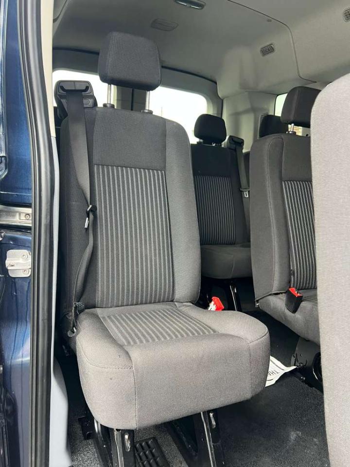 Ford Transit 350 Wagon Med. Roof XL w/Sliding Pass. 148-in. WB 2016