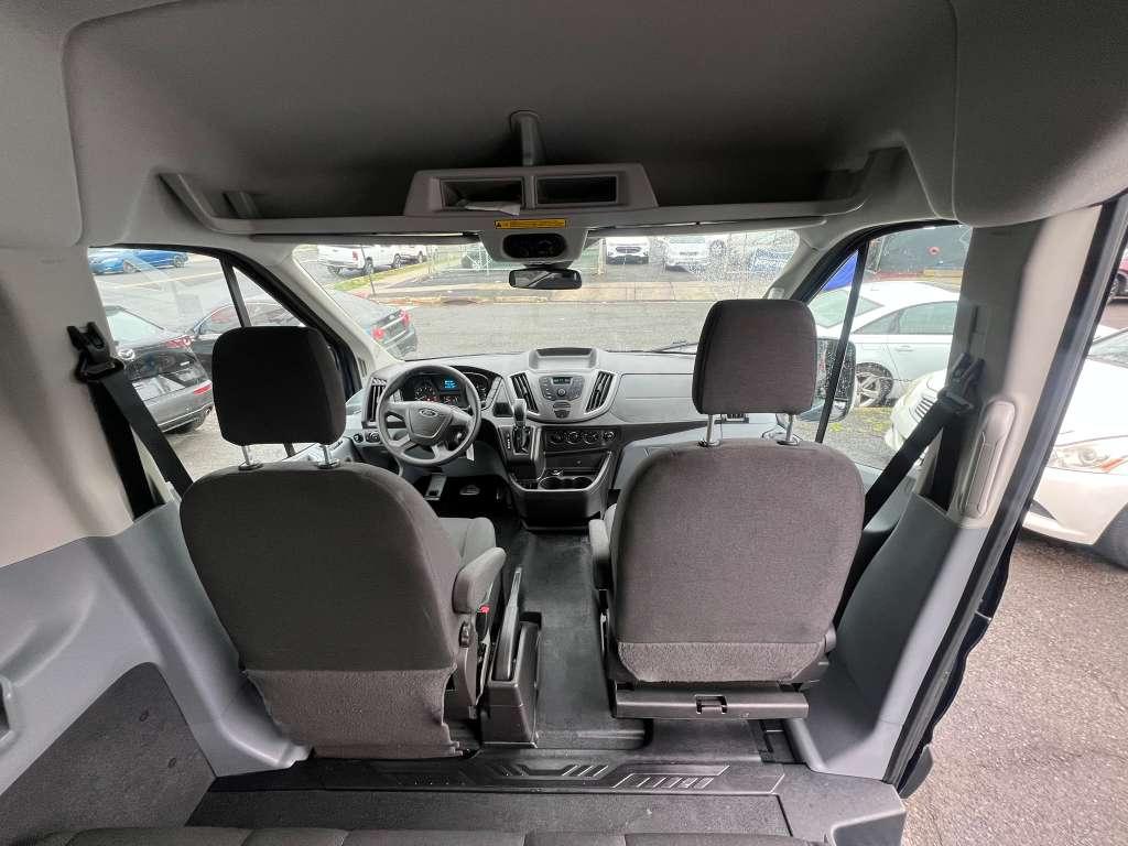 Ford Transit 350 Wagon Med. Roof XL w/Sliding Pass. 148-in. WB 2016