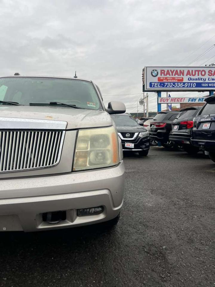 Cadillac Escalade AWD 2004