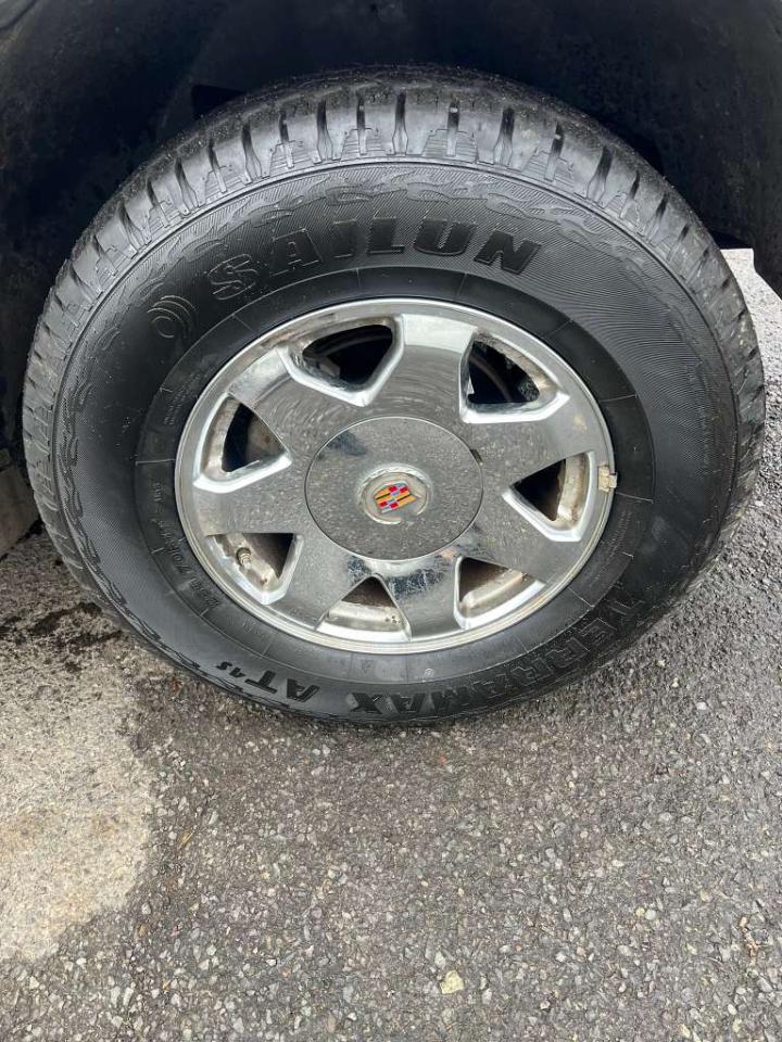 Cadillac Escalade AWD 2004