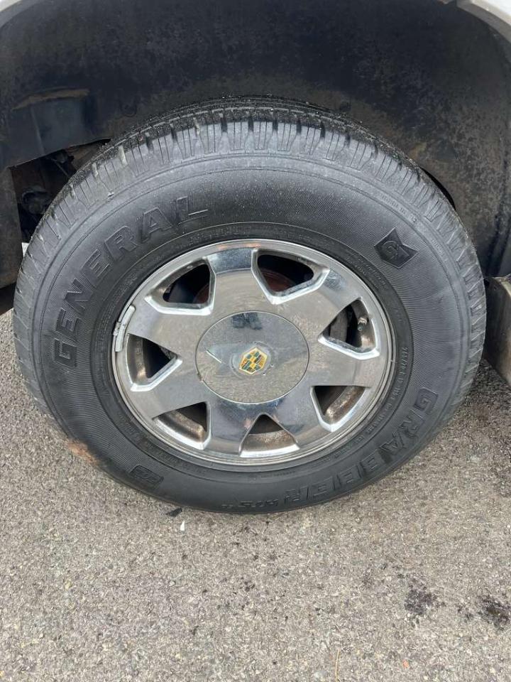 Cadillac Escalade AWD 2004