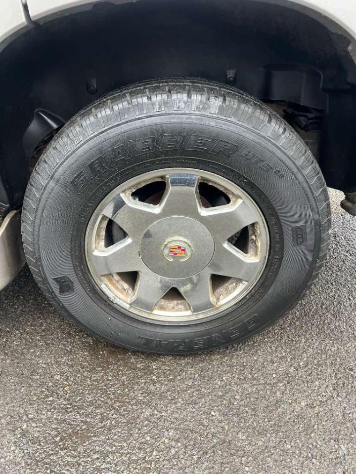 Cadillac Escalade AWD 2004