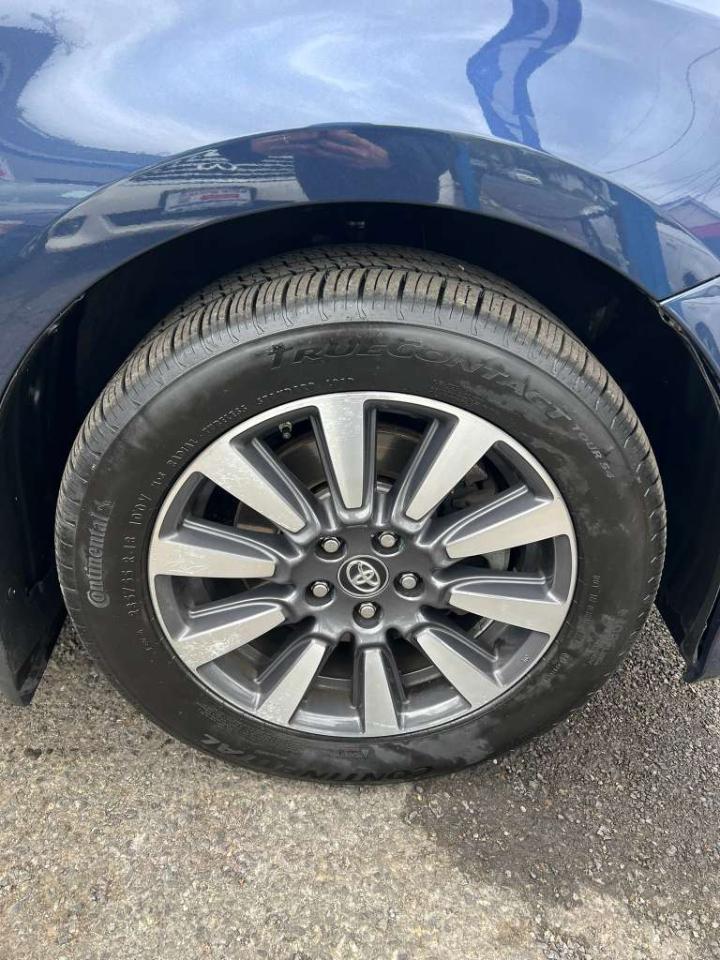 Toyota Sienna XLE 7-Passenger AWD 2020