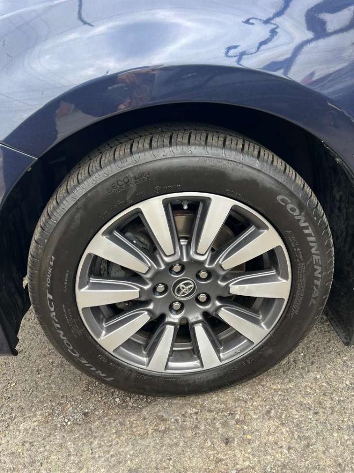 Toyota Sienna XLE 7-Passenger AWD 2020