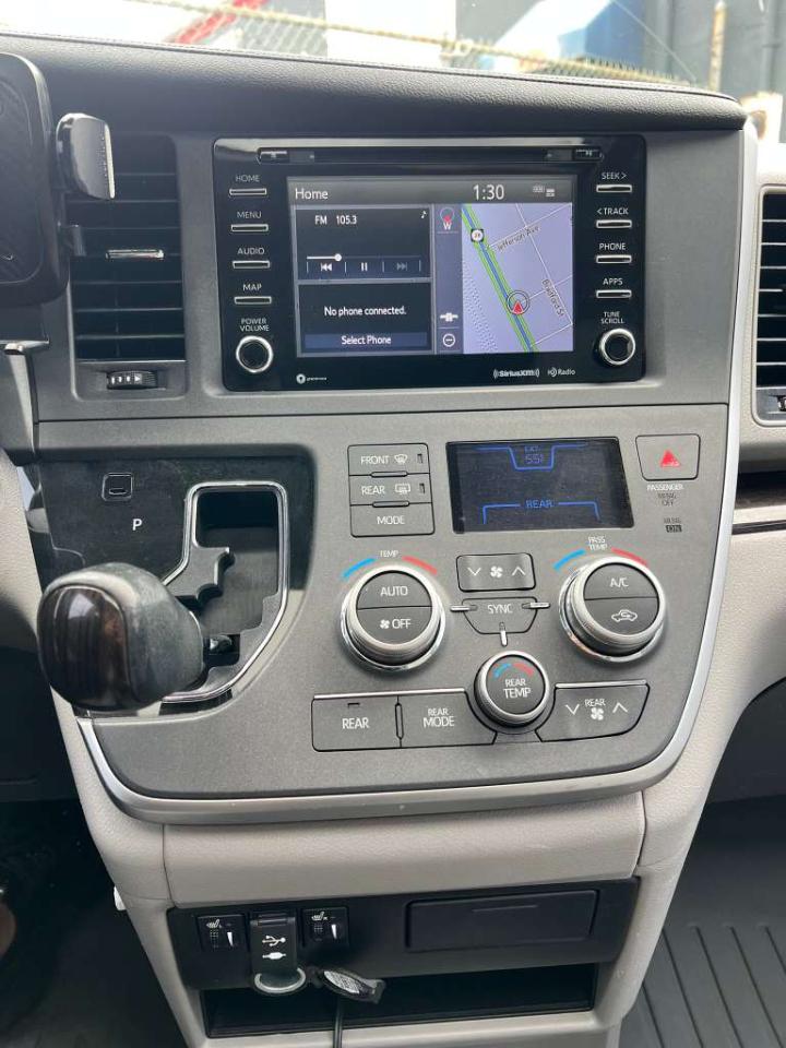 Toyota Sienna XLE 7-Passenger AWD 2020