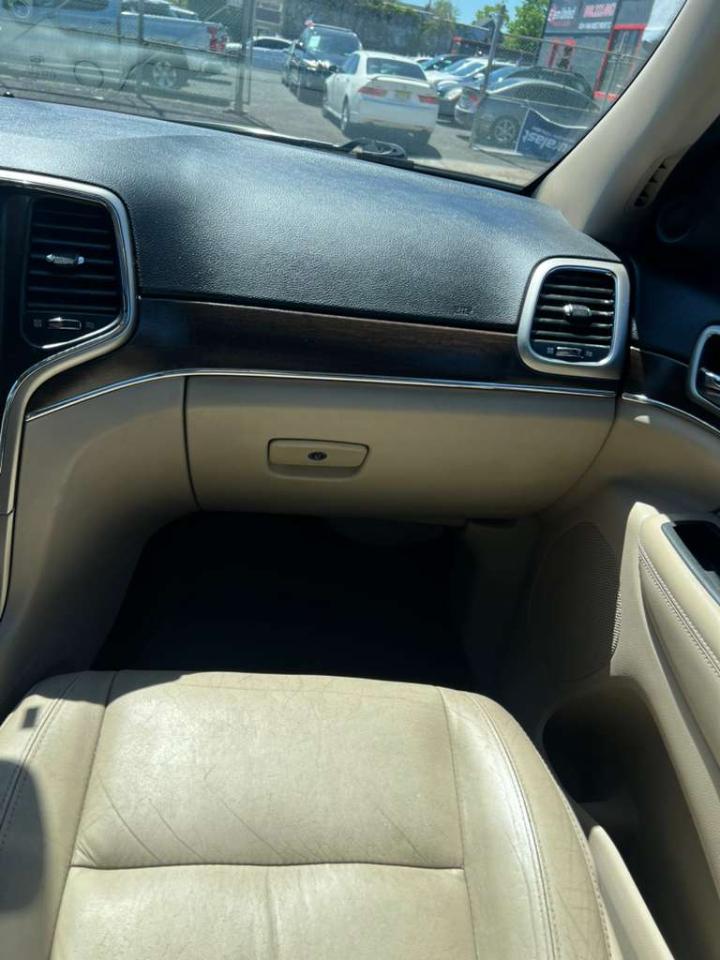 Jeep Grand Cherokee Limited 4WD 2015