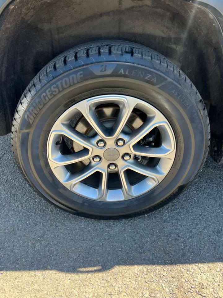 Jeep Grand Cherokee Limited 4WD 2015