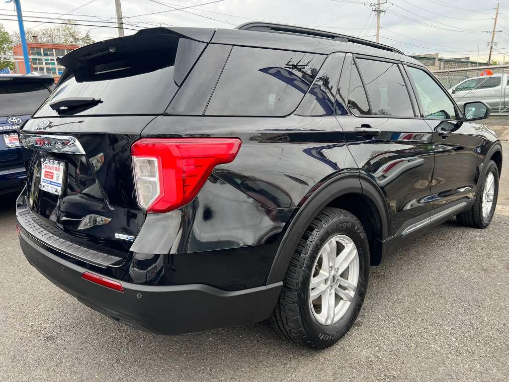 Ford Explorer XLT AWD 2020
