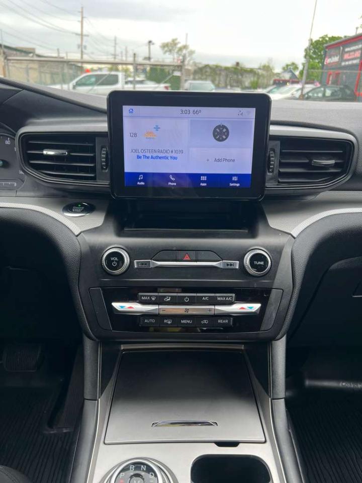 Ford Explorer XLT AWD 2020