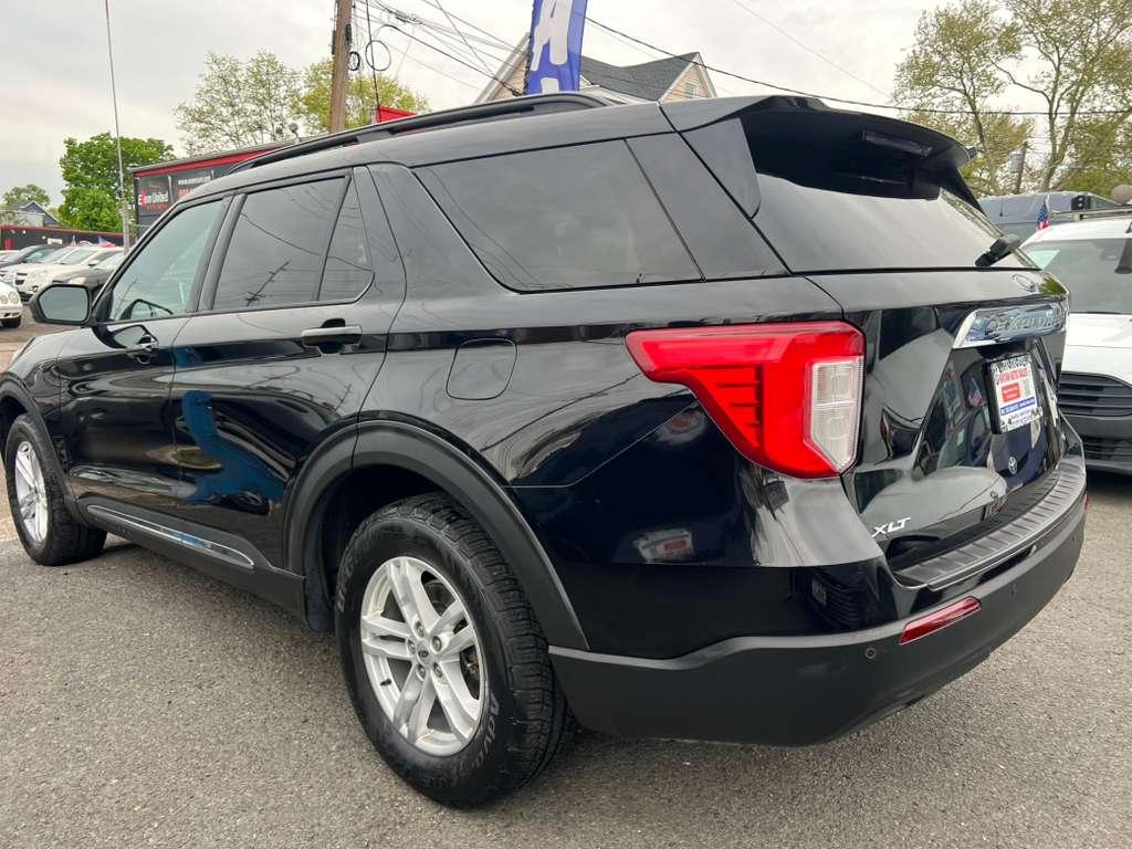 Ford Explorer XLT AWD 2020