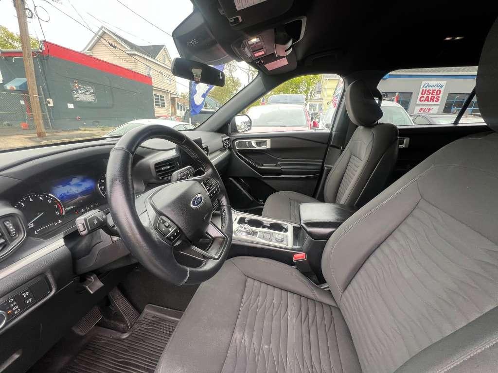 Ford Explorer XLT AWD 2020