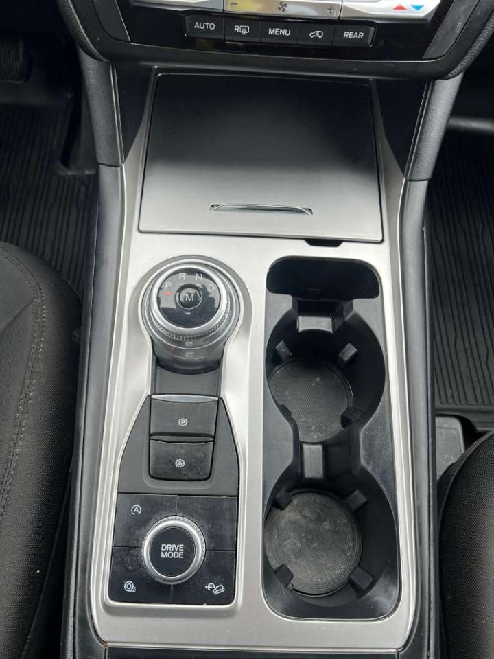 Ford Explorer XLT AWD 2020