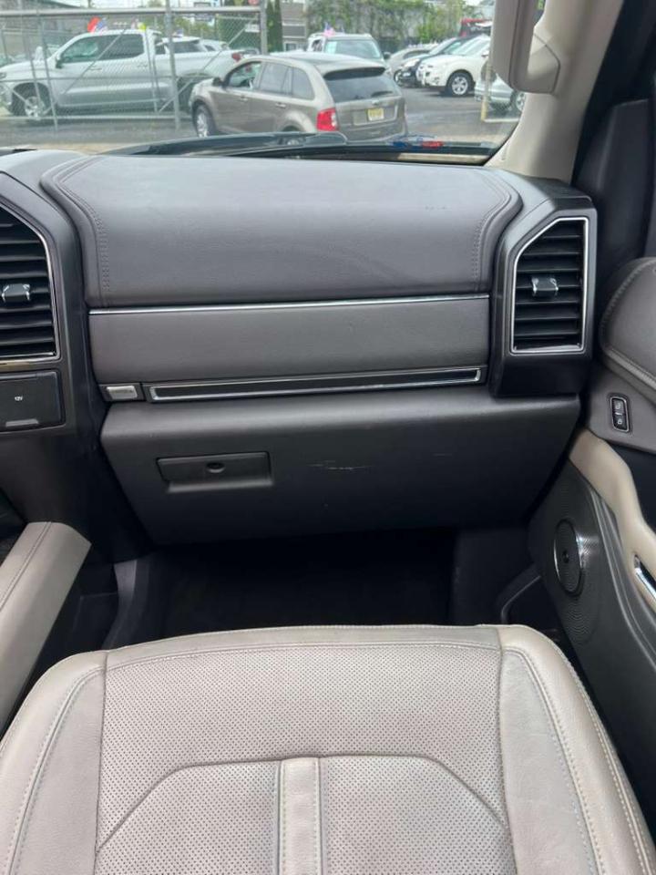 Ford Expedition Limited 4WD 2019