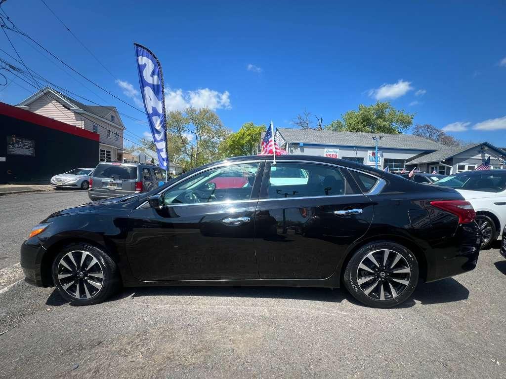 Nissan Altima 2.5 SV 2018