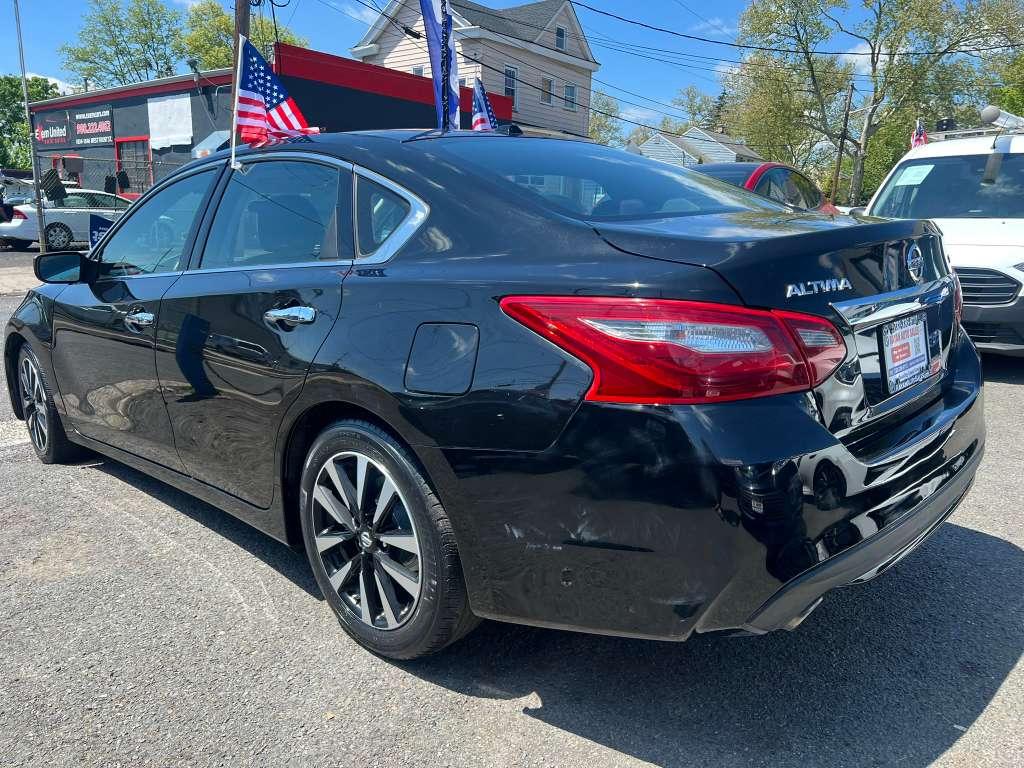 Nissan Altima 2.5 SV 2018