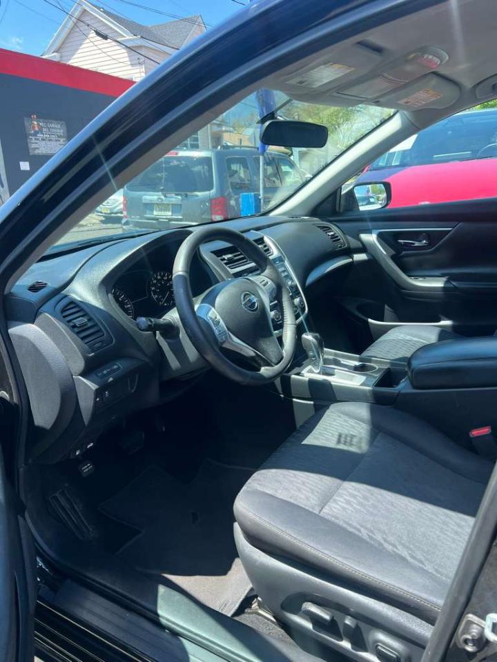 Nissan Altima 2.5 SV 2018