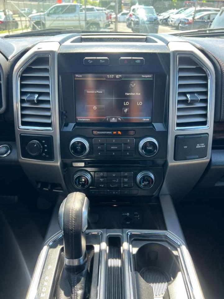 Ford F-150 Platinum 4WD SuperCrew 6.5' Box 2015