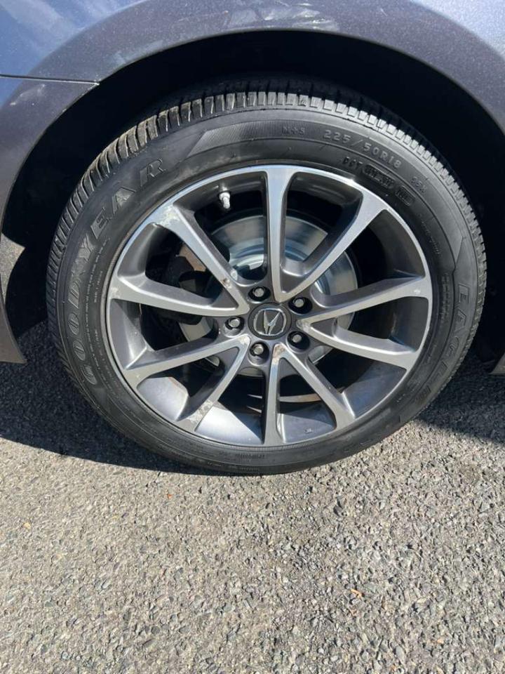 Acura TLX Base 3.5L SH-AWD 2018