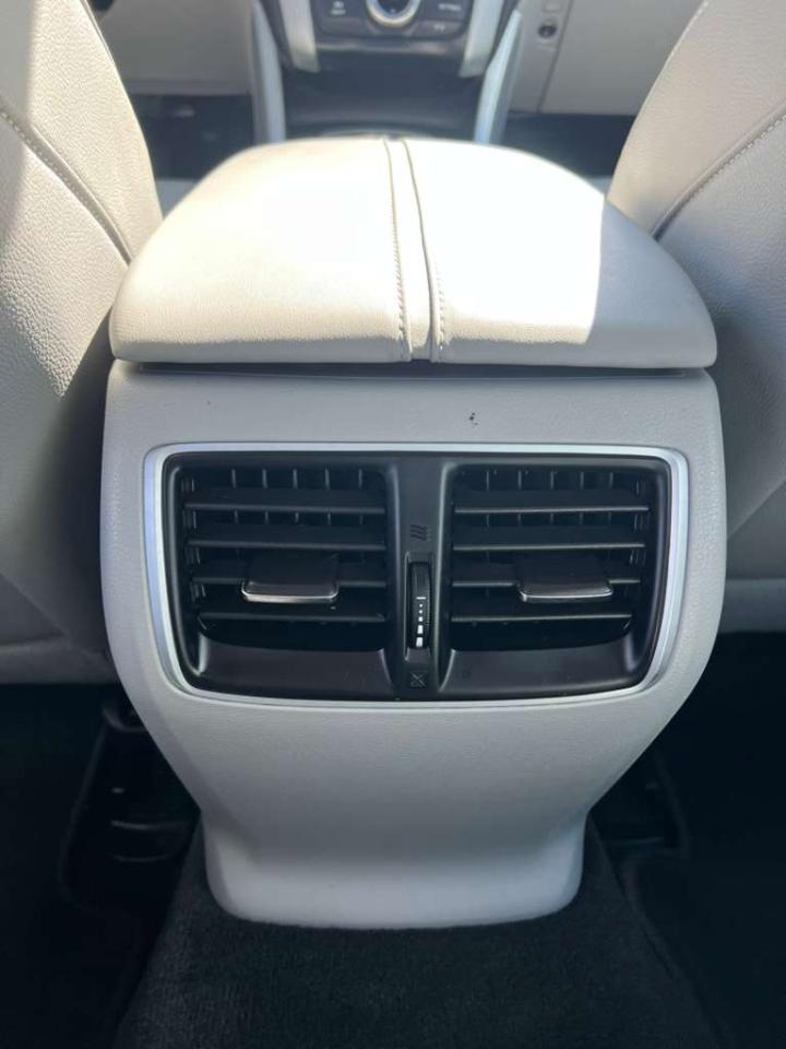 Acura TLX Base 3.5L SH-AWD 2018