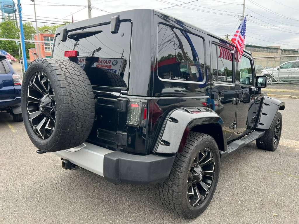 Jeep Wrangler Unlimited Sahara 4WD 2014