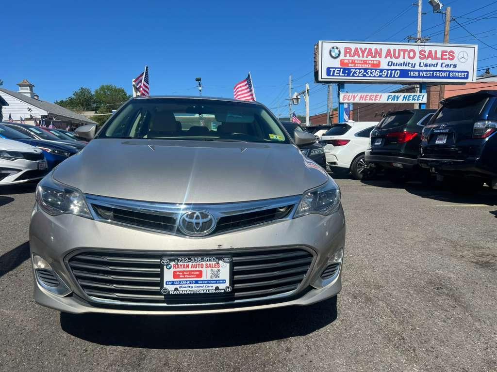 Toyota Avalon XLE 2015